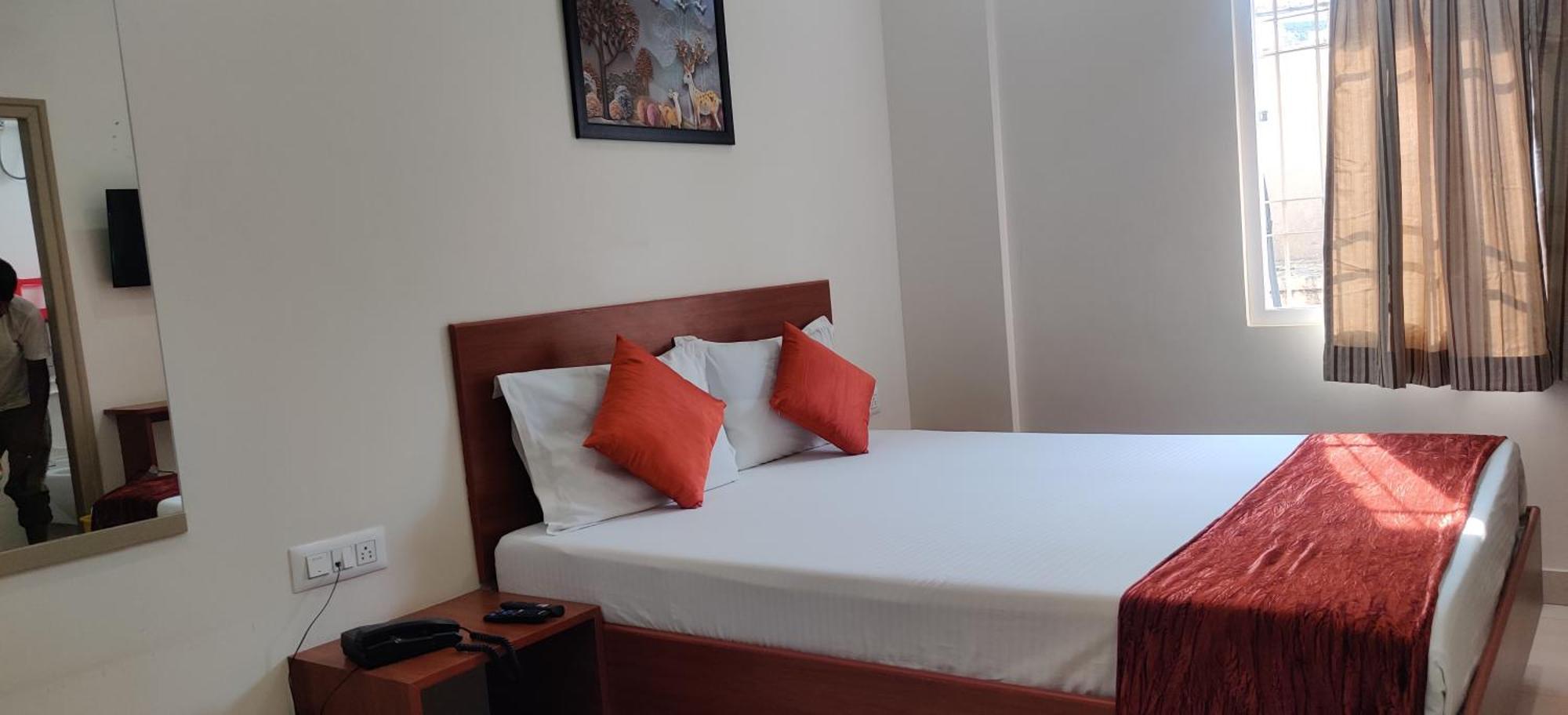 Mulberry Inn Bangalore Dış mekan fotoğraf