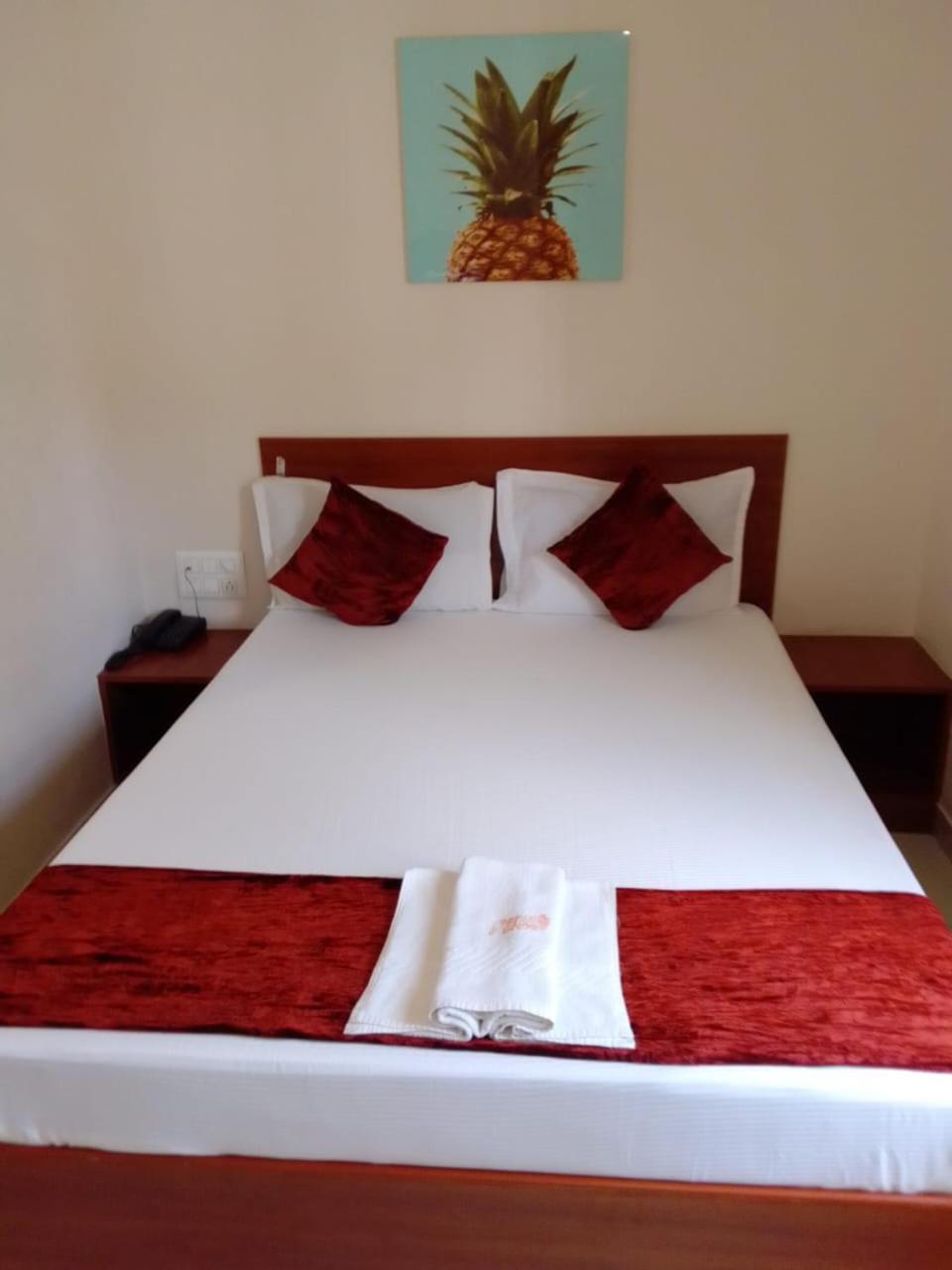 Mulberry Inn Bangalore Dış mekan fotoğraf